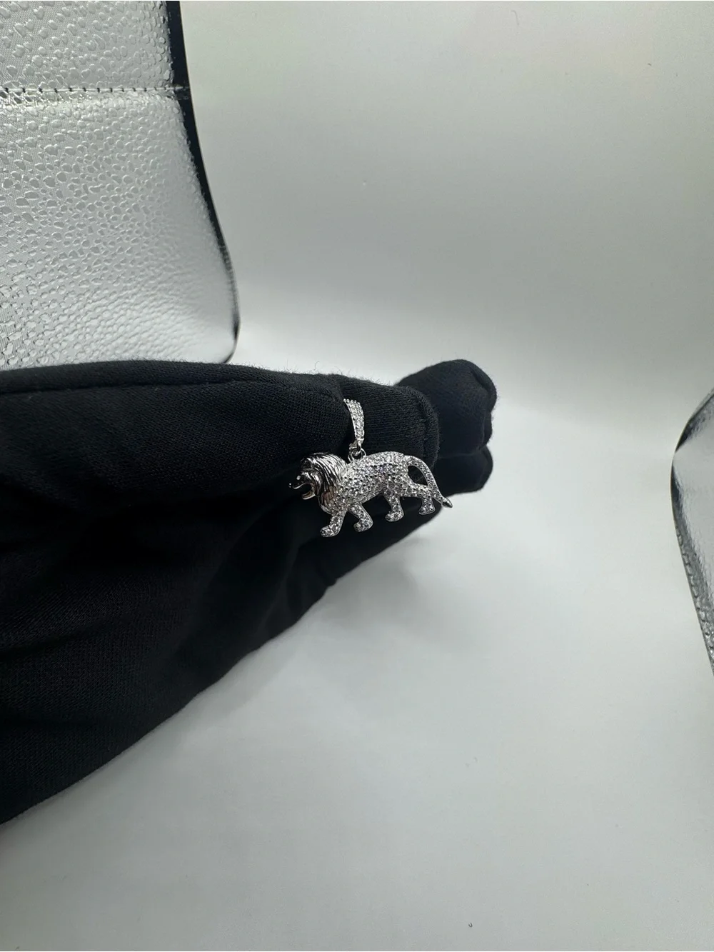 S925 silver moissanite lion pendant VVS1